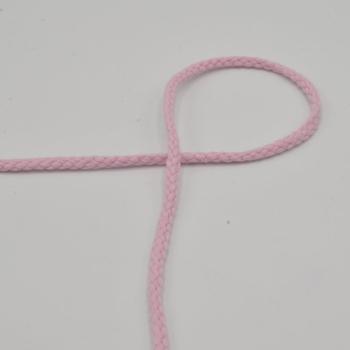 Kordel rund 6 mm in Babyrosa, Nahaufnahme der geflochtenen Oberfläche